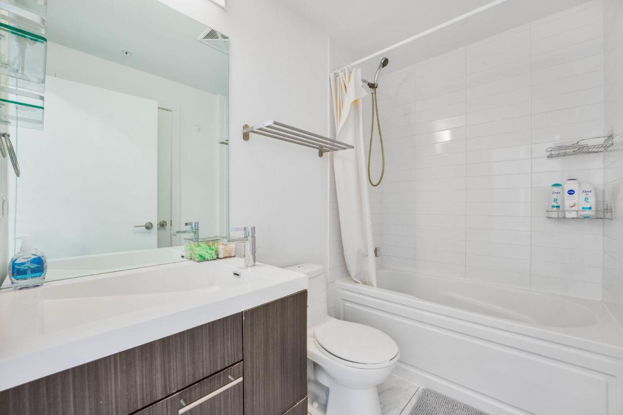 Ferienwohnung King Bed, Amazing View, Free Parking Toronto Exterior foto